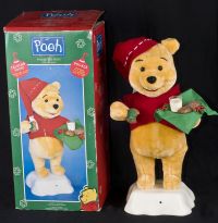 Telco Disney Winnie the Pooh Christmas Milk & Cookies Motionettte Display V